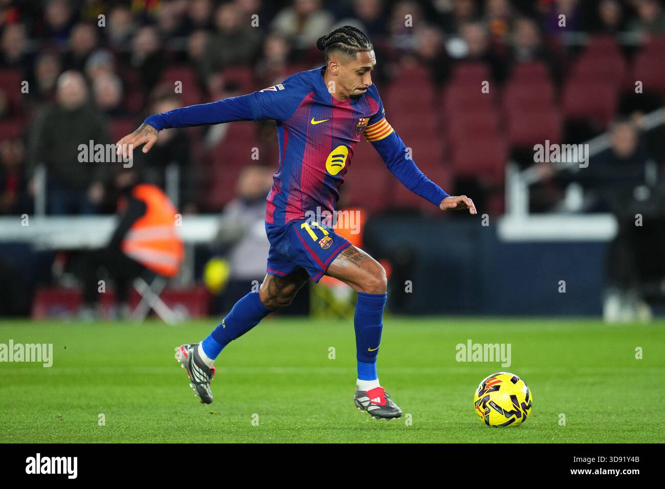 Barcelona, Spain. 03rd Dec, 2025. Raphael Dias Belloli Raphinha of FC Barcelona during the La Liga EA Sports match between FC Barcelona and Atletico de Madrid played at Spotify Camp Nou Stadium on December 2 2025 in Barcelona, Spain. (Photo by Bagu Blanco/PRESSIN) Credit: PRESSINPHOTO SPORTS AGENCY/Alamy Live News Stock Photo