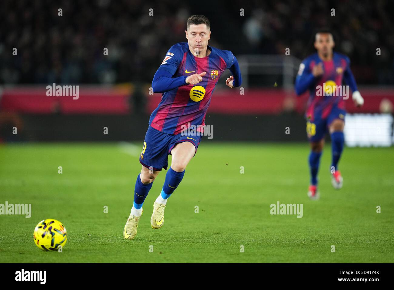 Barcelona, Spain. 03rd Dec, 2025. Robert Lewandowski of FC Barcelona during the La Liga EA Sports match between FC Barcelona and Atletico de Madrid played at Spotify Camp Nou Stadium on December 2 2025 in Barcelona, Spain. (Photo by Bagu Blanco/PRESSIN) Credit: PRESSINPHOTO SPORTS AGENCY/Alamy Live News Stock Photo