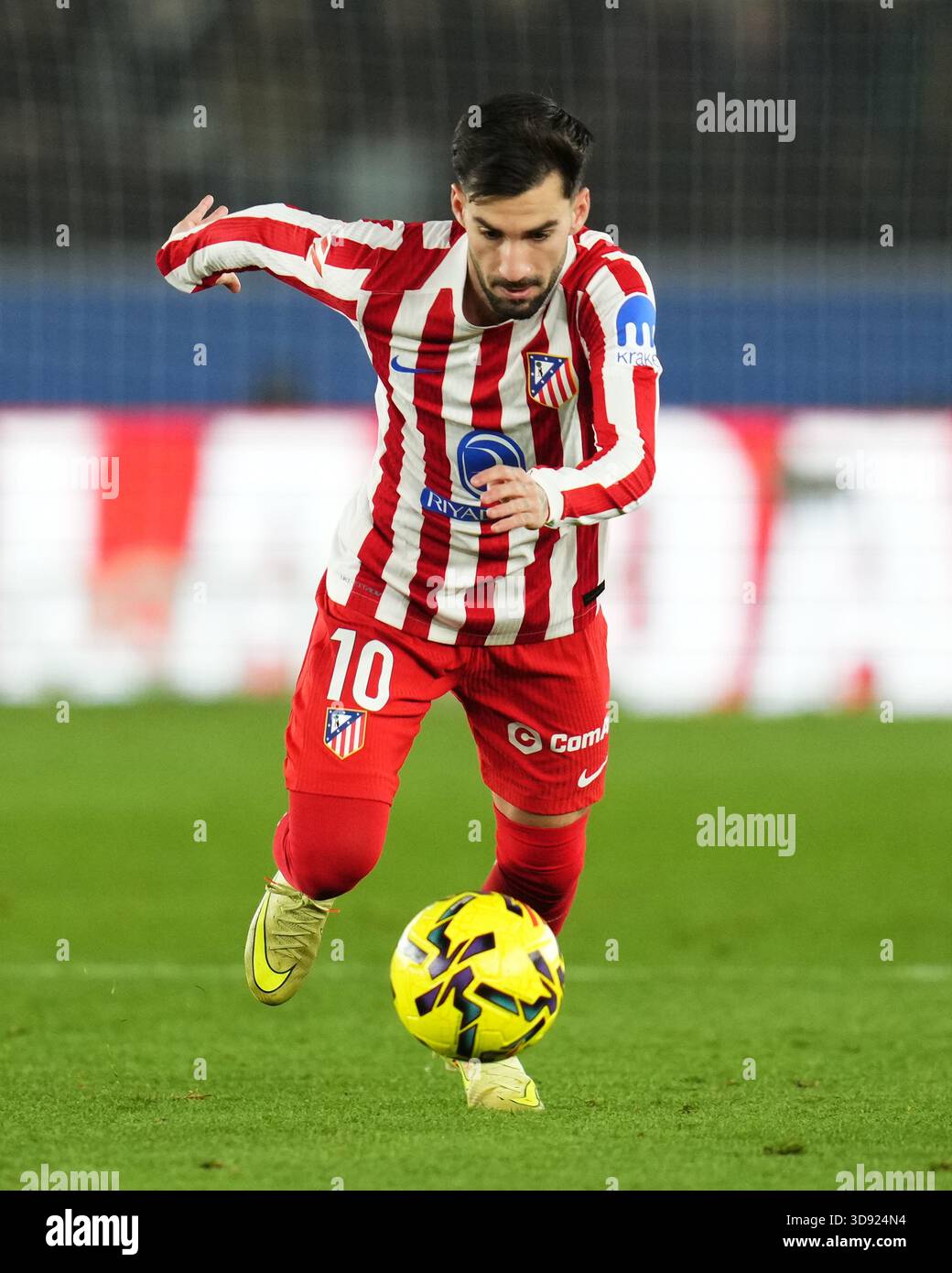 Barcelona, Spain. 03rd Dec, 2025. Alex Baena of Atletico de Madrid during the La Liga EA Sports match between FC Barcelona and Atletico de Madrid played at Spotify Camp Nou Stadium on December 2 2025 in Barcelona, Spain. (Photo by Bagu Blanco/PRESSIN) Credit: PRESSINPHOTO SPORTS AGENCY/Alamy Live News Stock Photo