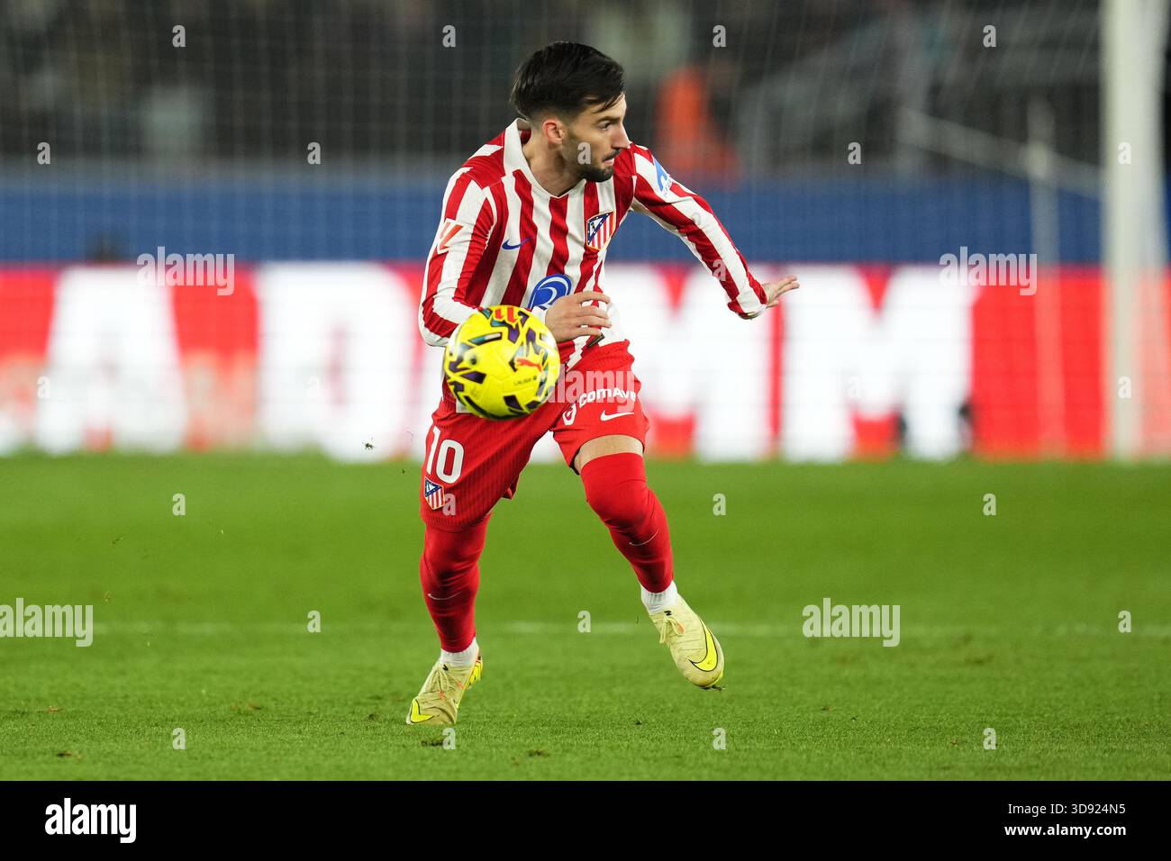 Barcelona, Spain. 03rd Dec, 2025. Alex Baena of Atletico de Madrid during the La Liga EA Sports match between FC Barcelona and Atletico de Madrid played at Spotify Camp Nou Stadium on December 2 2025 in Barcelona, Spain. (Photo by Bagu Blanco/PRESSIN) Credit: PRESSINPHOTO SPORTS AGENCY/Alamy Live News Stock Photo