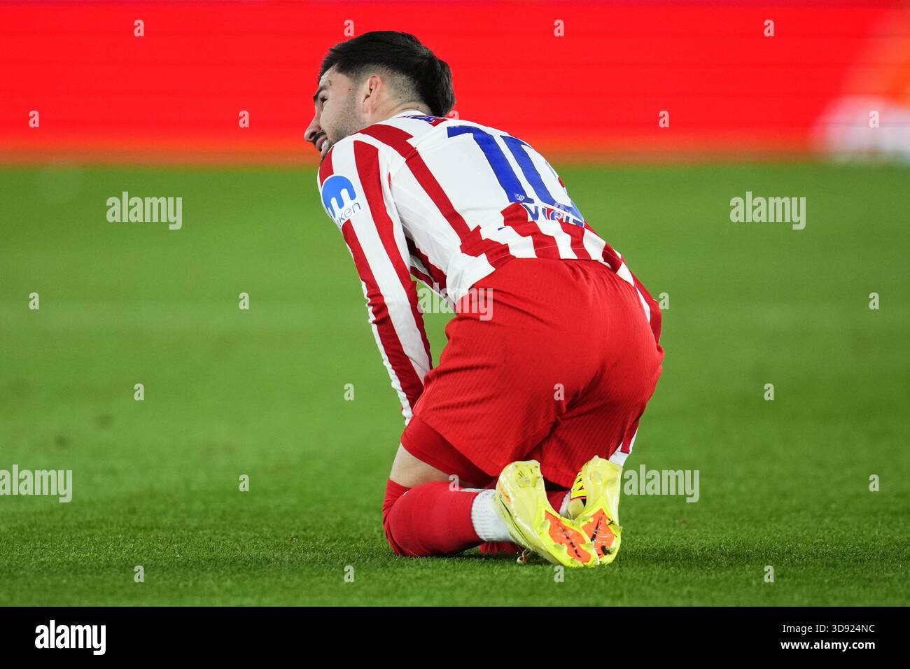 Barcelona, Spain. 03rd Dec, 2025. Alex Baena of Atletico de Madrid during the La Liga EA Sports match between FC Barcelona and Atletico de Madrid played at Spotify Camp Nou Stadium on December 2 2025 in Barcelona, Spain. (Photo by Bagu Blanco/PRESSIN) Credit: PRESSINPHOTO SPORTS AGENCY/Alamy Live News Stock Photo