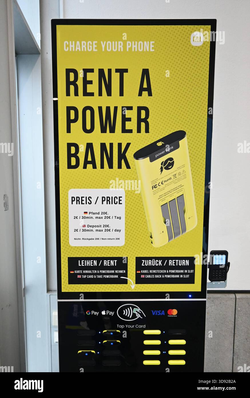 Visa mastercard hi-res stock photography and images - Page 14 - Alamy