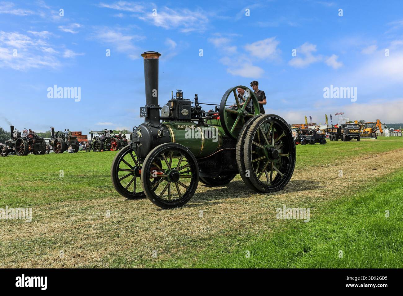 Traction Engine Register Aveling and Porter Steam Traction Engine, registration number SW 757 at ...