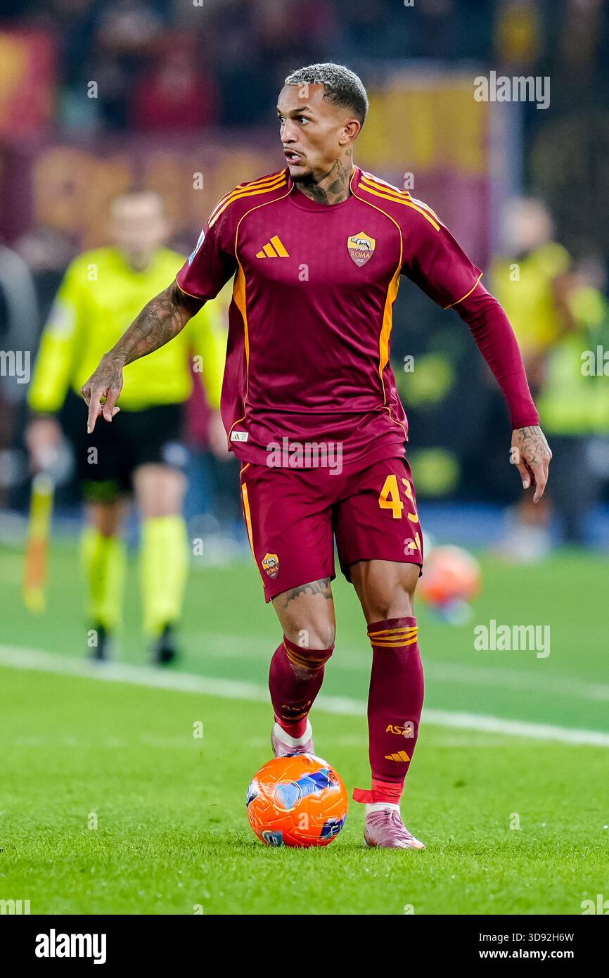 Wesley of AS Roma in action during the Serie A Enilive match between AS ...