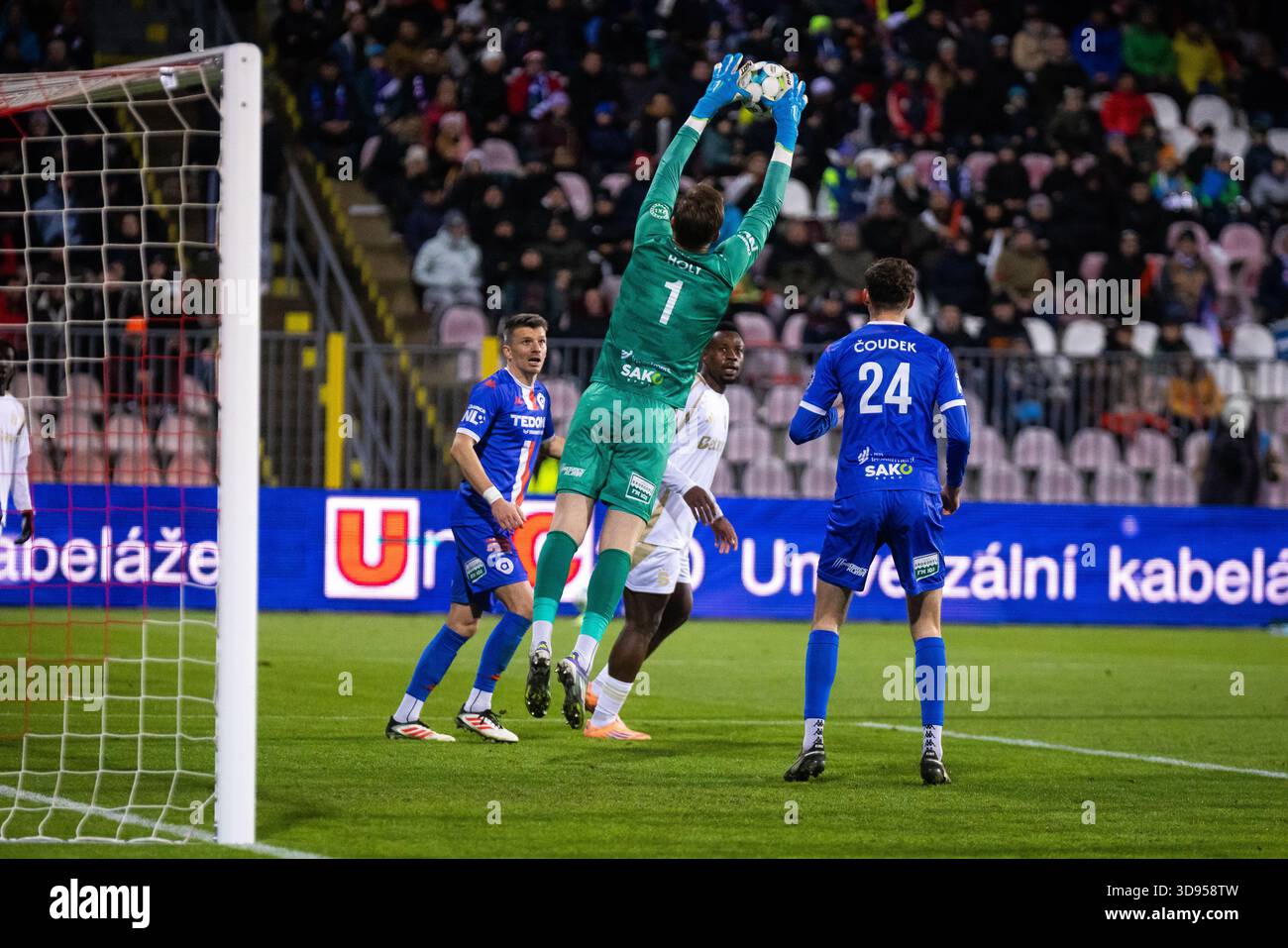Sparta Prague écrase Artis Brno et grimpe à la quatrième place