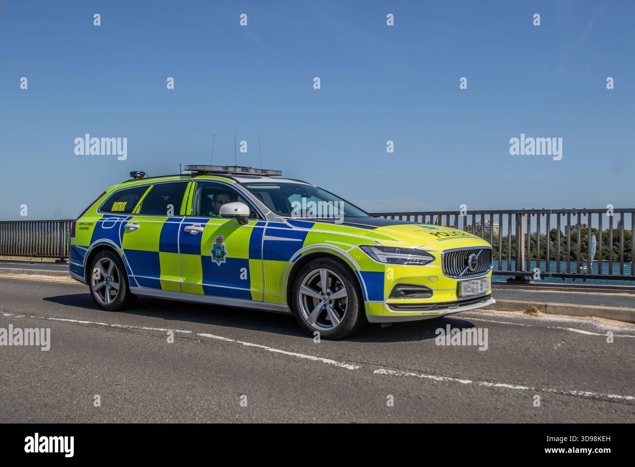 British transport police logo hi-res stock photography and images