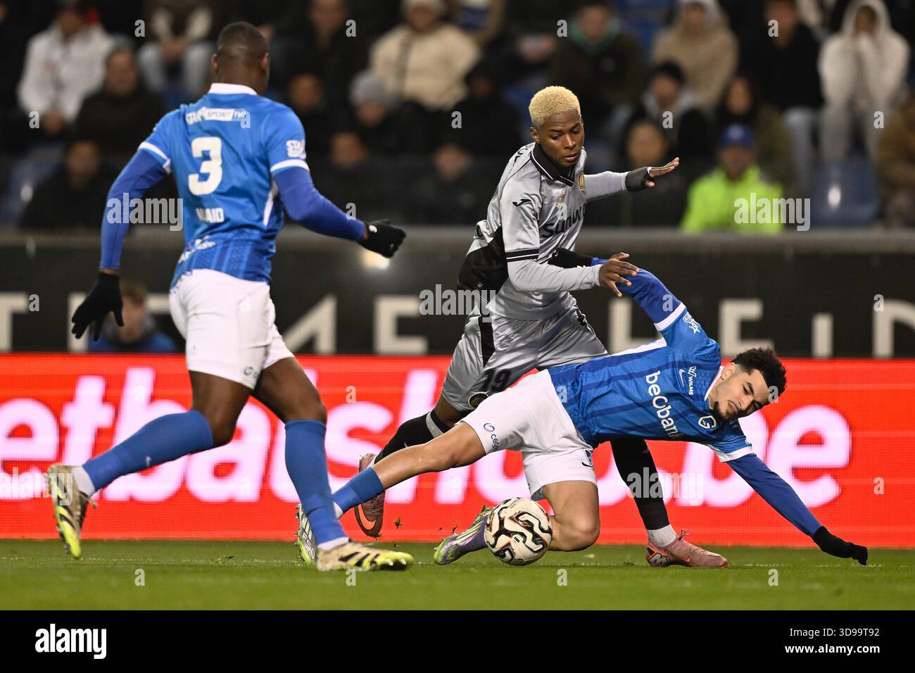 El Ouahdi verzekeraar conflict KRC Genk A Significant Tactical Blow