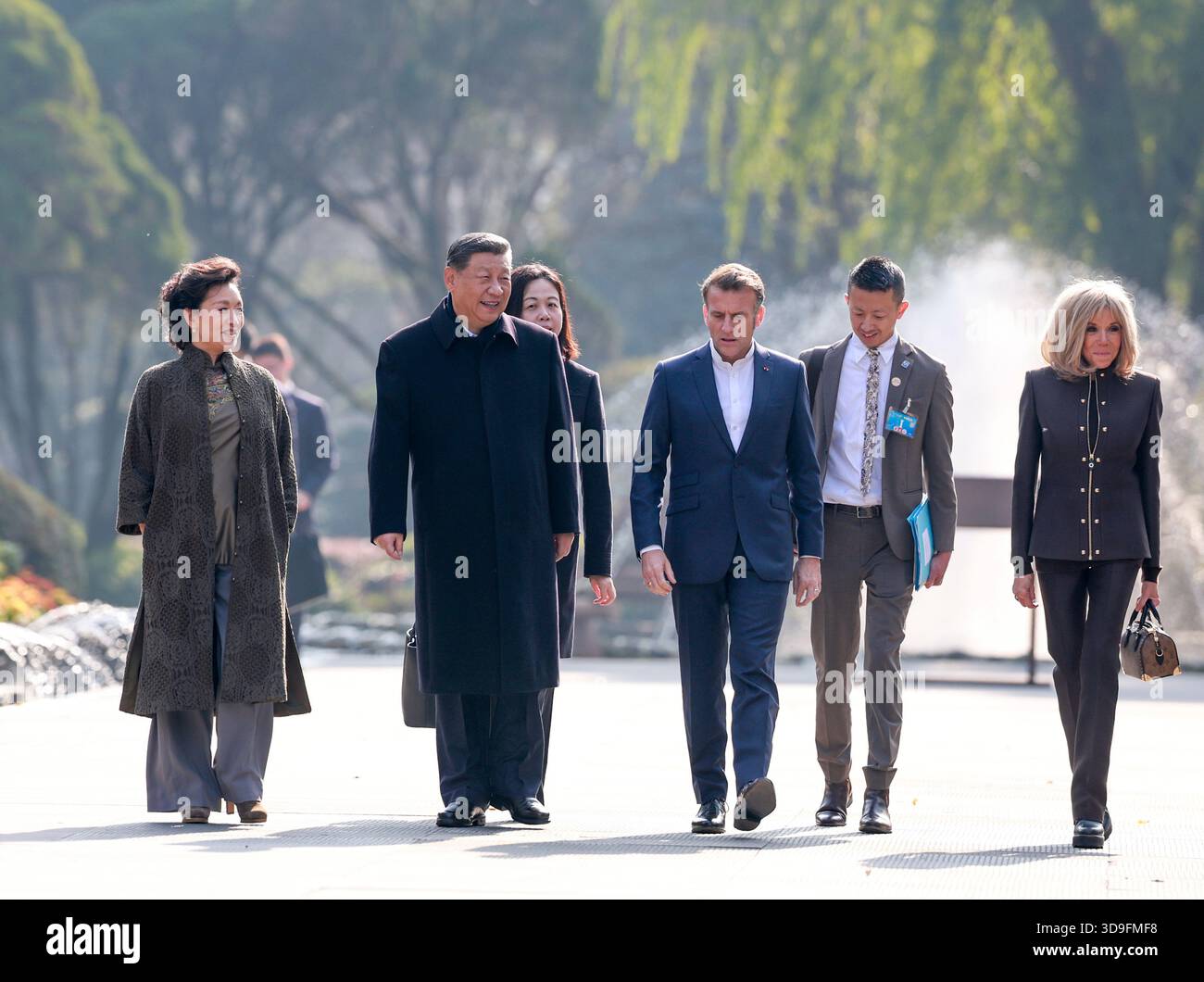 Emmanual Sw Macron xi jinping hi-res stock photography and images - Alamy