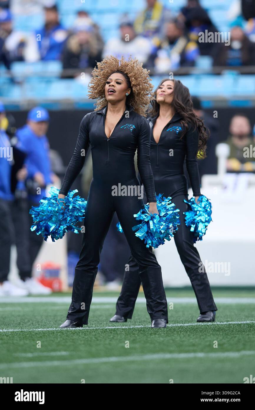 La Rams Dj Ester The Top Cats entertain the crowd prior to an NFL football game between ...