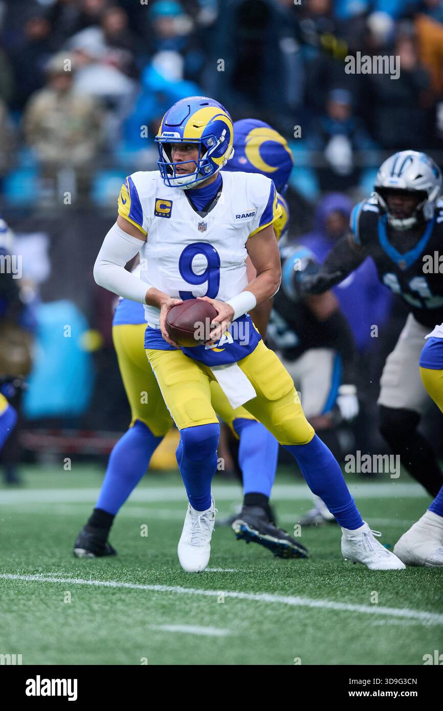 La Rams Dj Ester Los Angeles Rams quarterback Matthew Stafford (9) turns to hand the ...