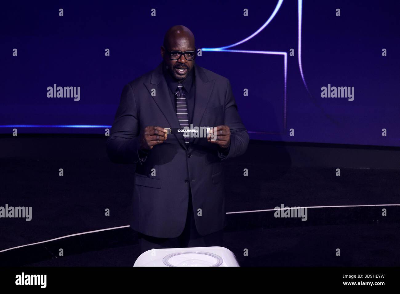 Shaq Draw World cup 2026 draw colombia hi-res stock photography and images - Alamy