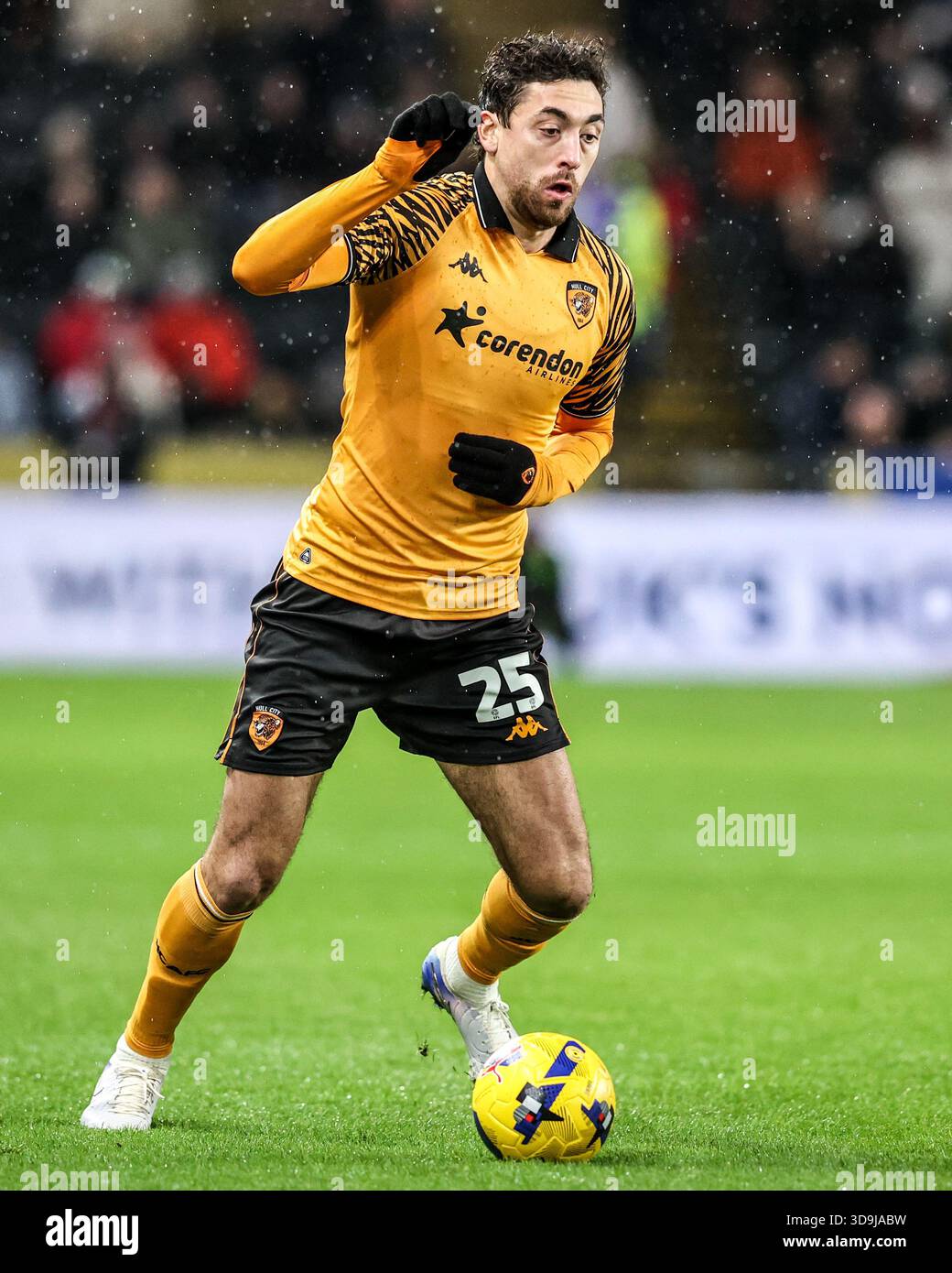 Matt Crooks of Hull City during the Sky Bet Championship match Hull ...