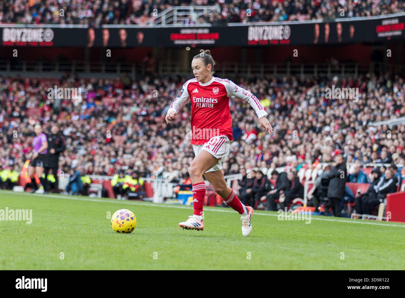 london-uk-6th-dec-2025-caitlin-foord-of-arsenal-women-during-the