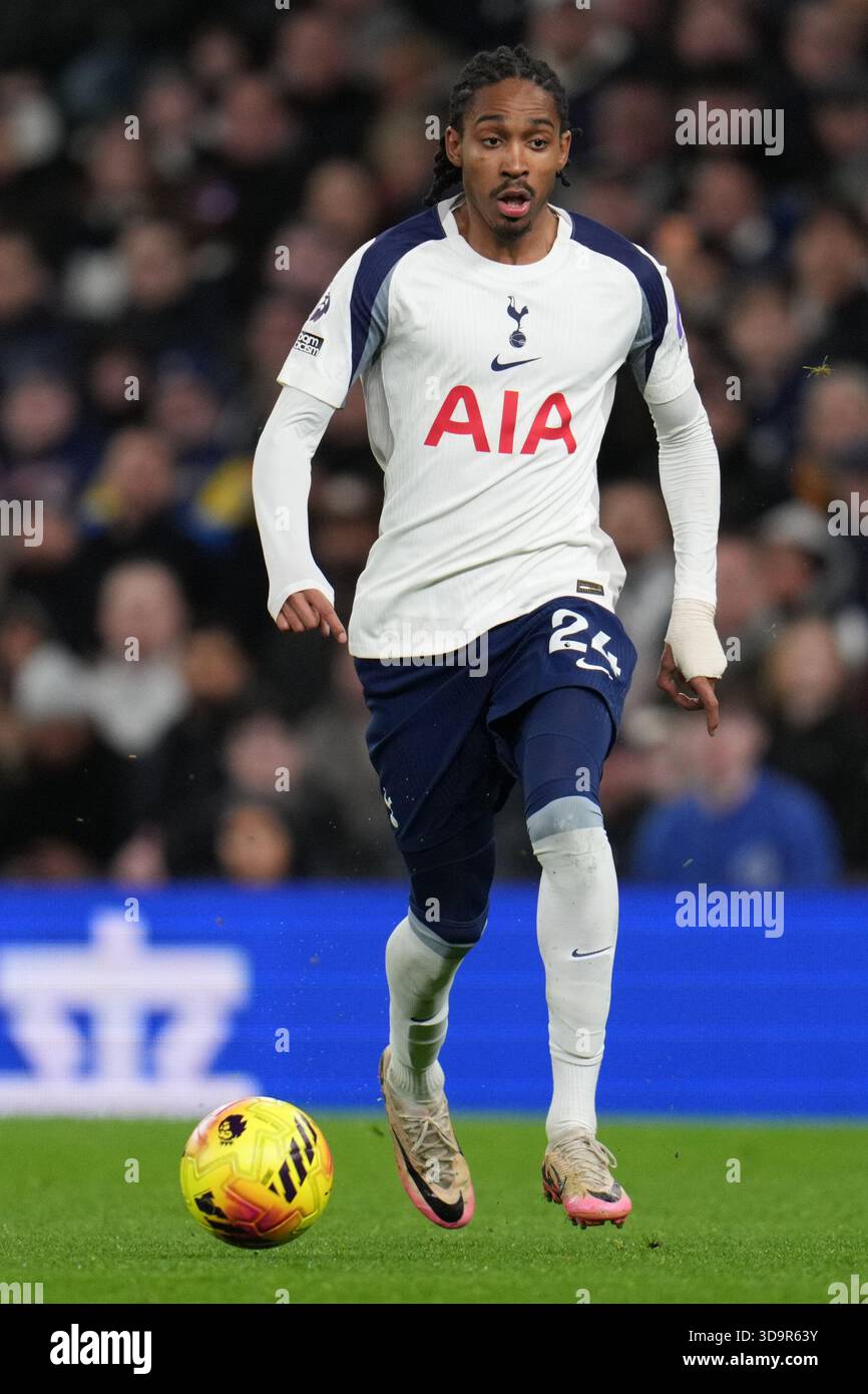 Djed Spence Of Tottenham Hotspur On The Ball During The Premier League djed-spence-of-tottenham-hotspur-on-the-ball-during-the-premier-league