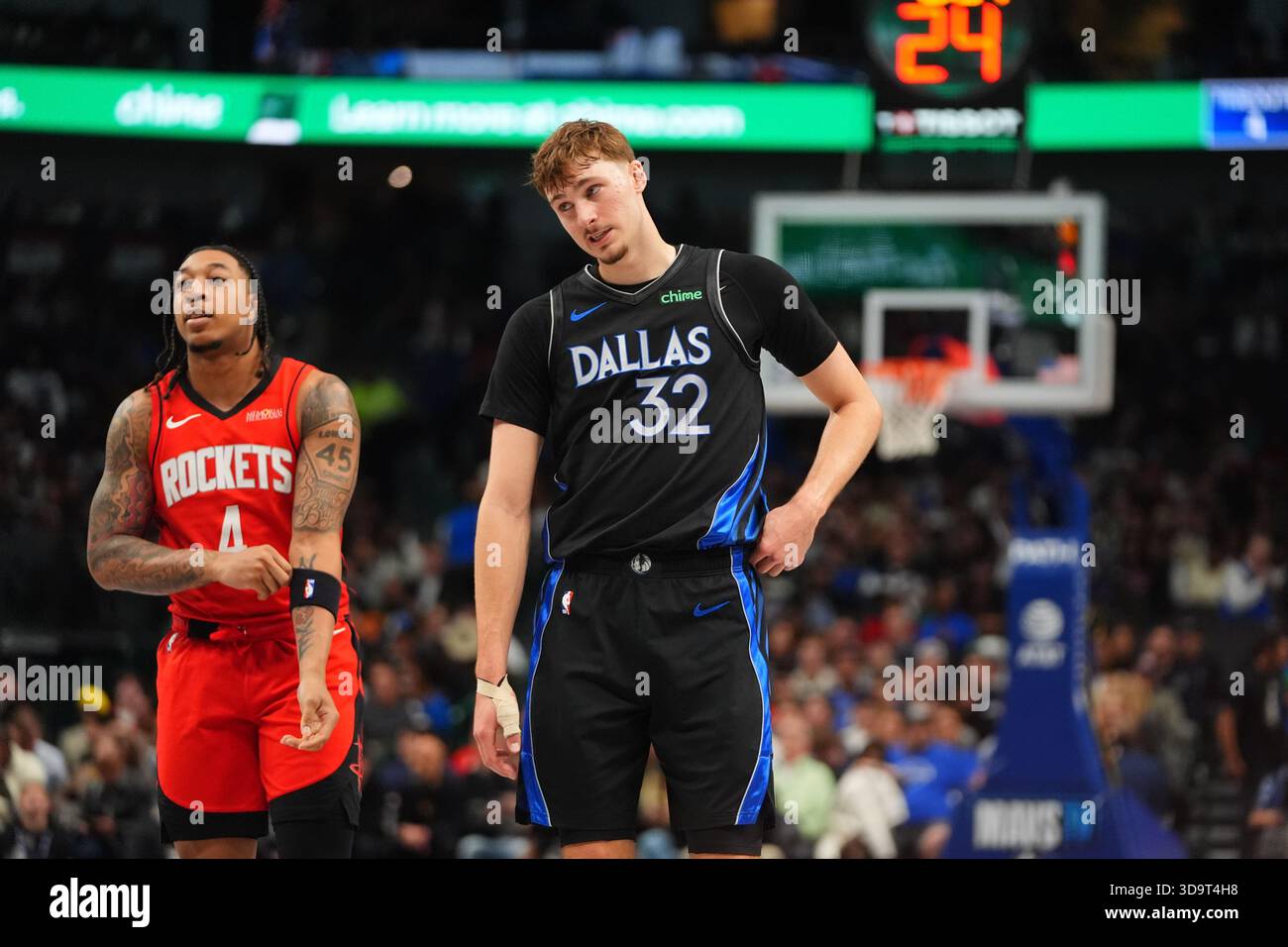 Jd Davison Rockets Dallas Mavericks forward Cooper Flagg (32) and Houston Rockets guard JD ...