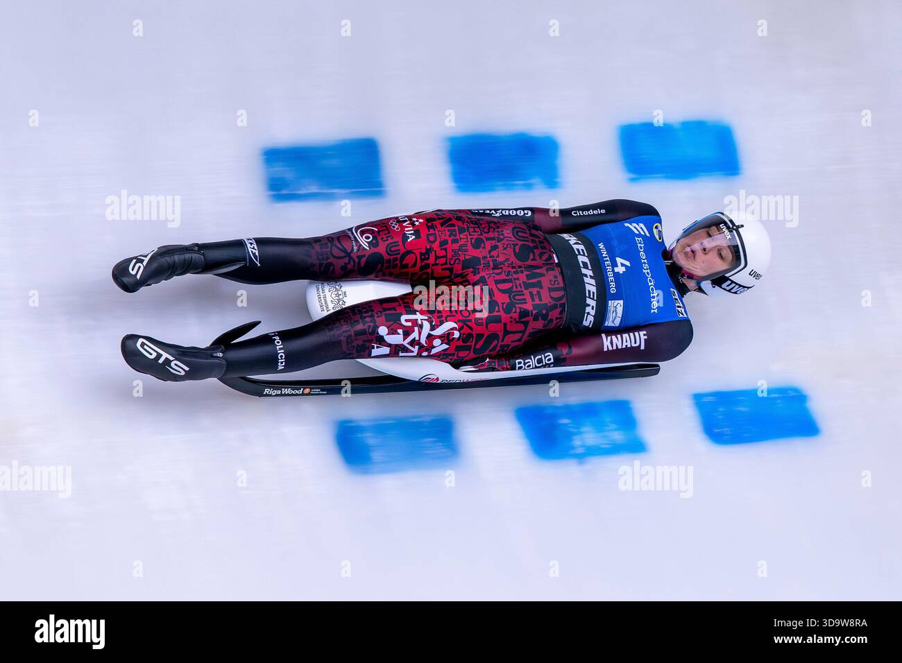 07 December 2025, North Rhine-Westphalia, Winterberg: Luge: World Cup ...