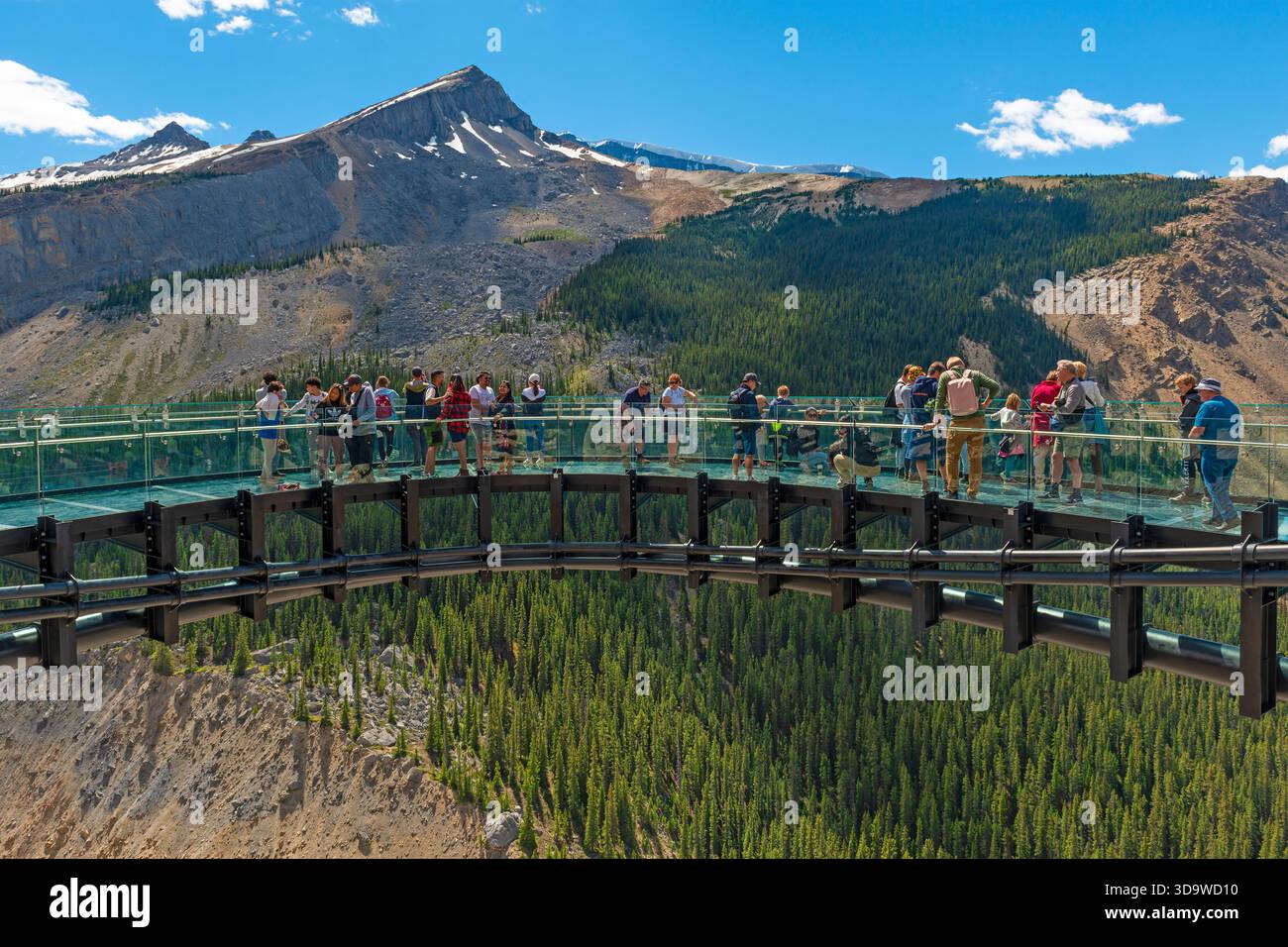 Tourists on Columbia Icefield Skywalk, Jasper national park, Alberta, Canada. Stock Photo