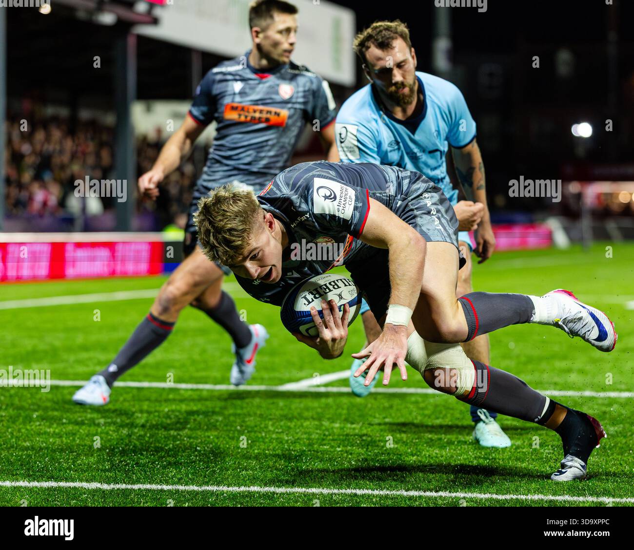 Gloucester, England, UK, 7 December 2025. Charlie Atkinson of ...