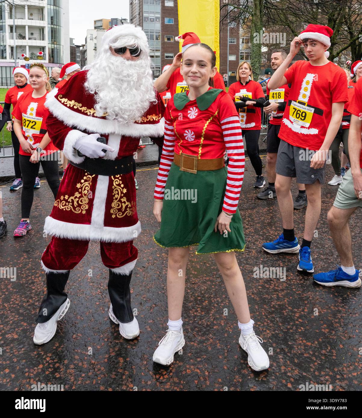 Glasgow Scotland, UK. 7th December 2025. The annual Santa Dash, a 5K ...