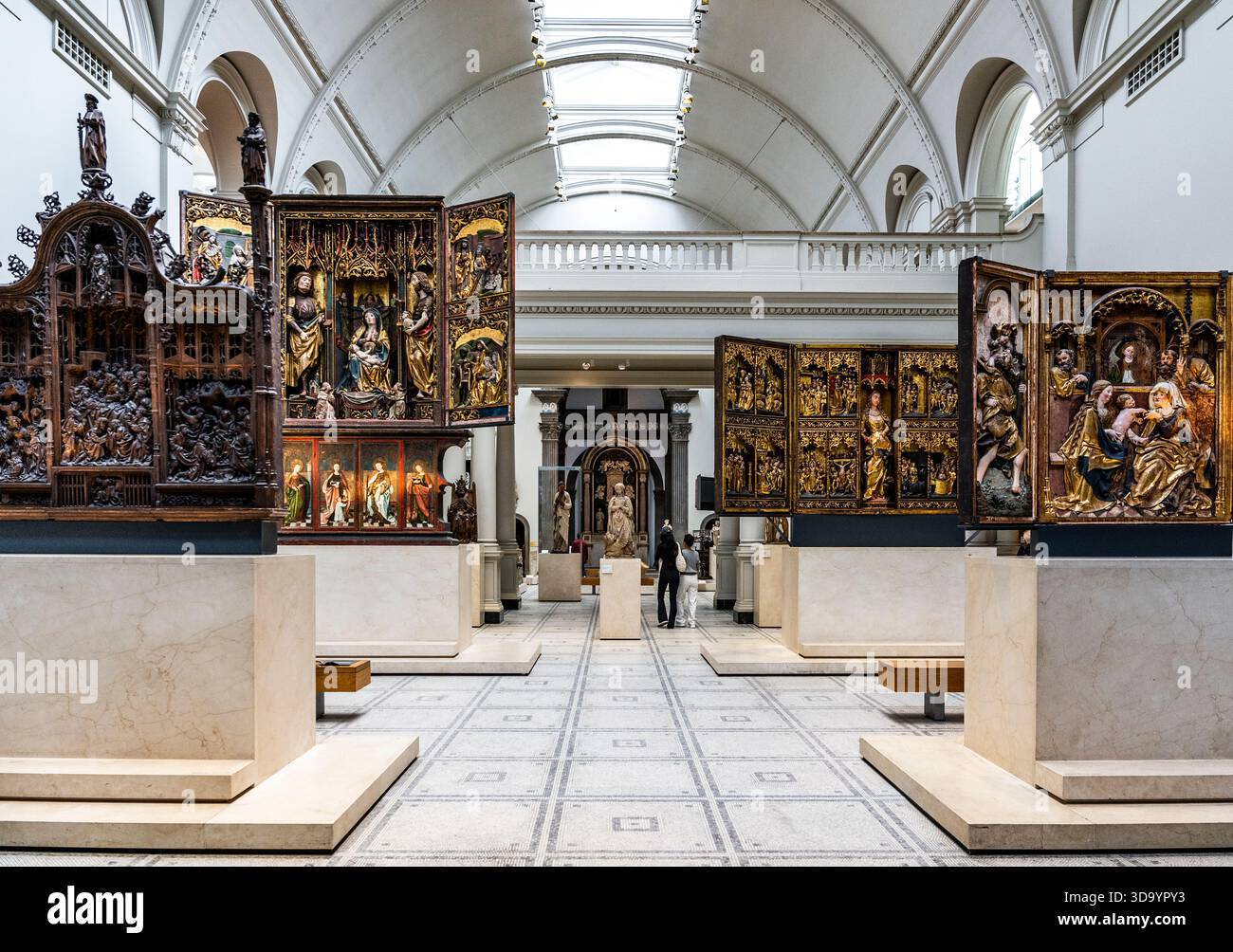 Medieval and Renaissance Altars in the Paul and Jill Ruddock Gallery of ...