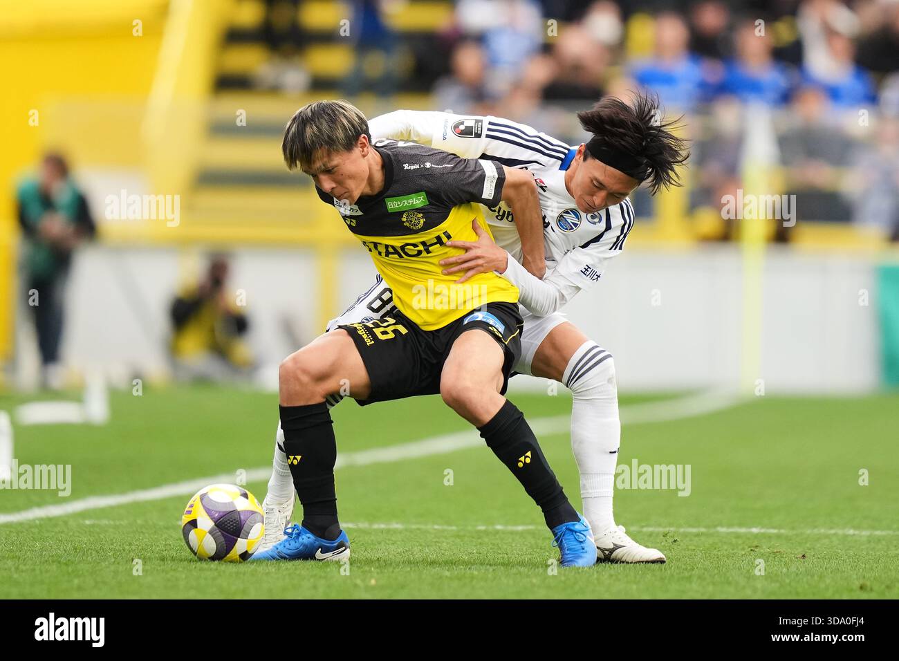(L-R) Daiki Sugioka (Reysol) Hiroyuki Mae (Zelvia), DECEMBER 6, 2025 ...