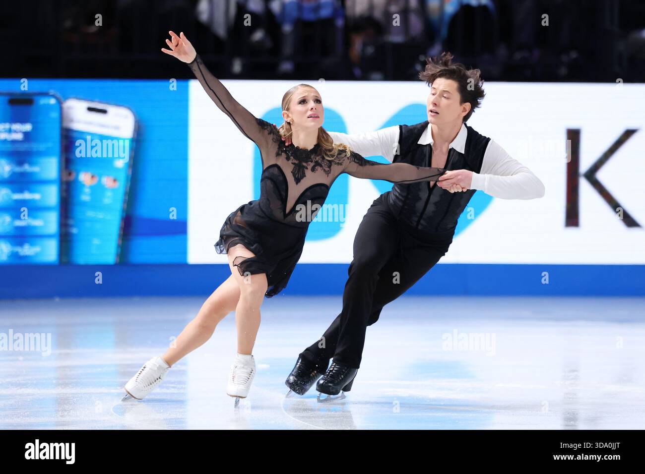 Emilea Zingas & Vadym Kolesnik (USA), DECEMBER 6, 2025 - Figure Skating ...