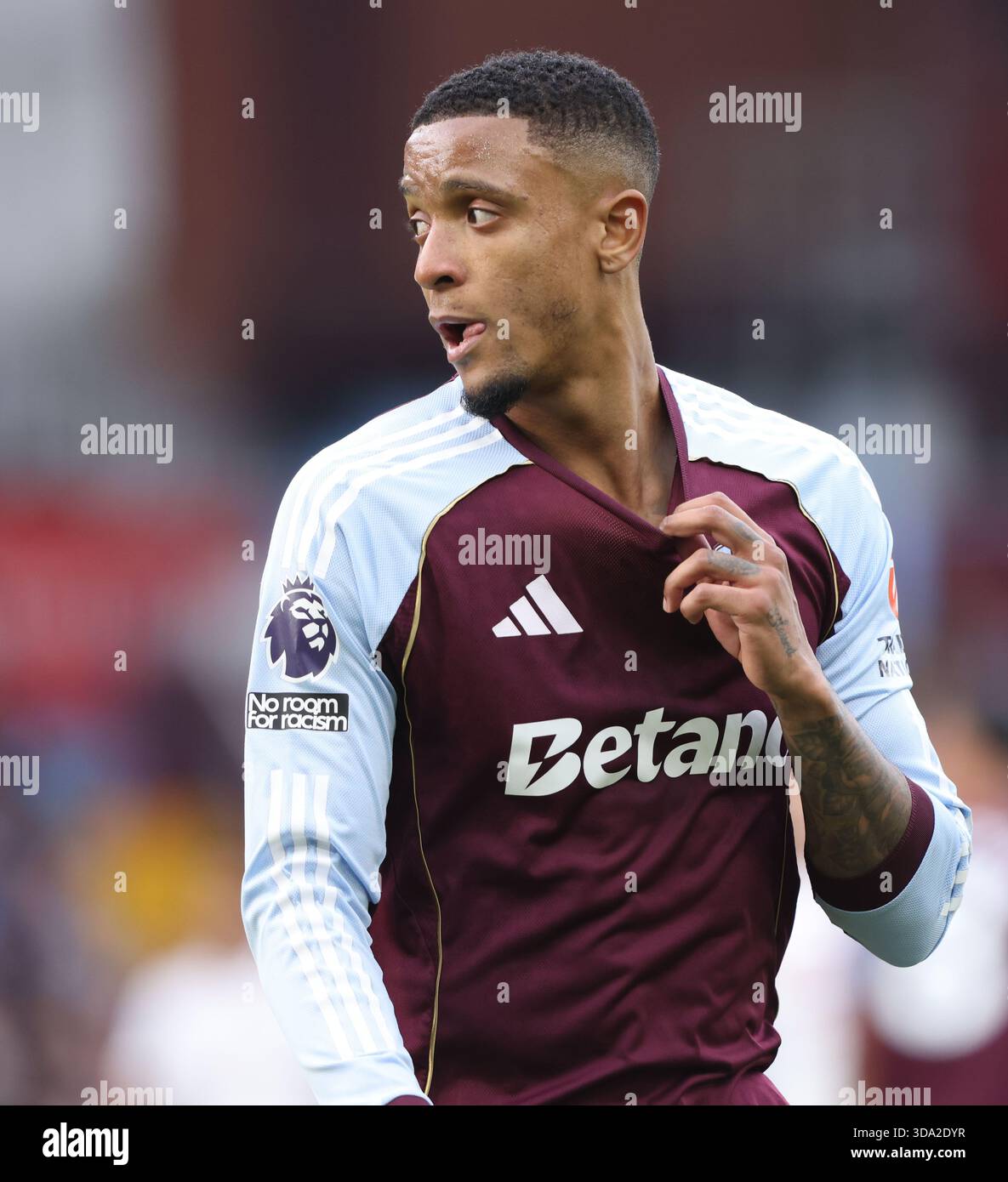 ezri-konsa-ngoyo-av-at-the-aston-villa-v-arsenal-epl-match-at-villa