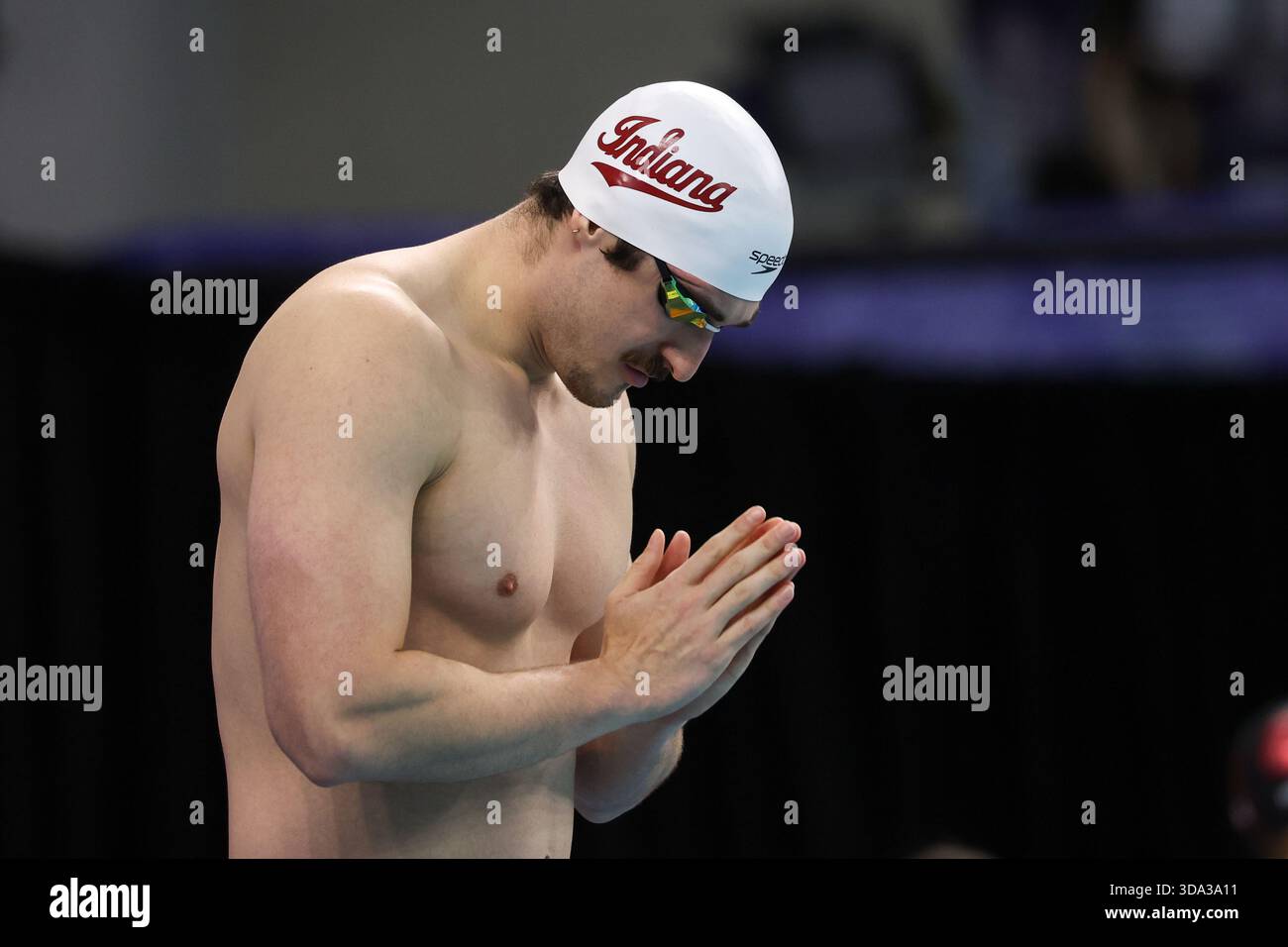 AUSTIN, TX - DECEMBER 05: Van Mathias on the pool deck before a men's ...