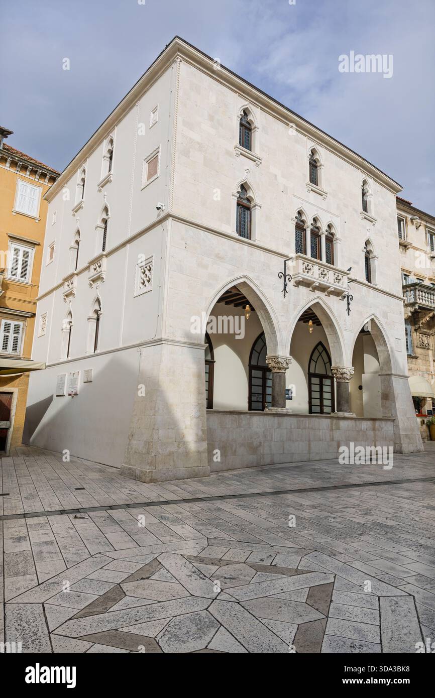 Pla Building Pla building hi-res stock photography and images - Alamy