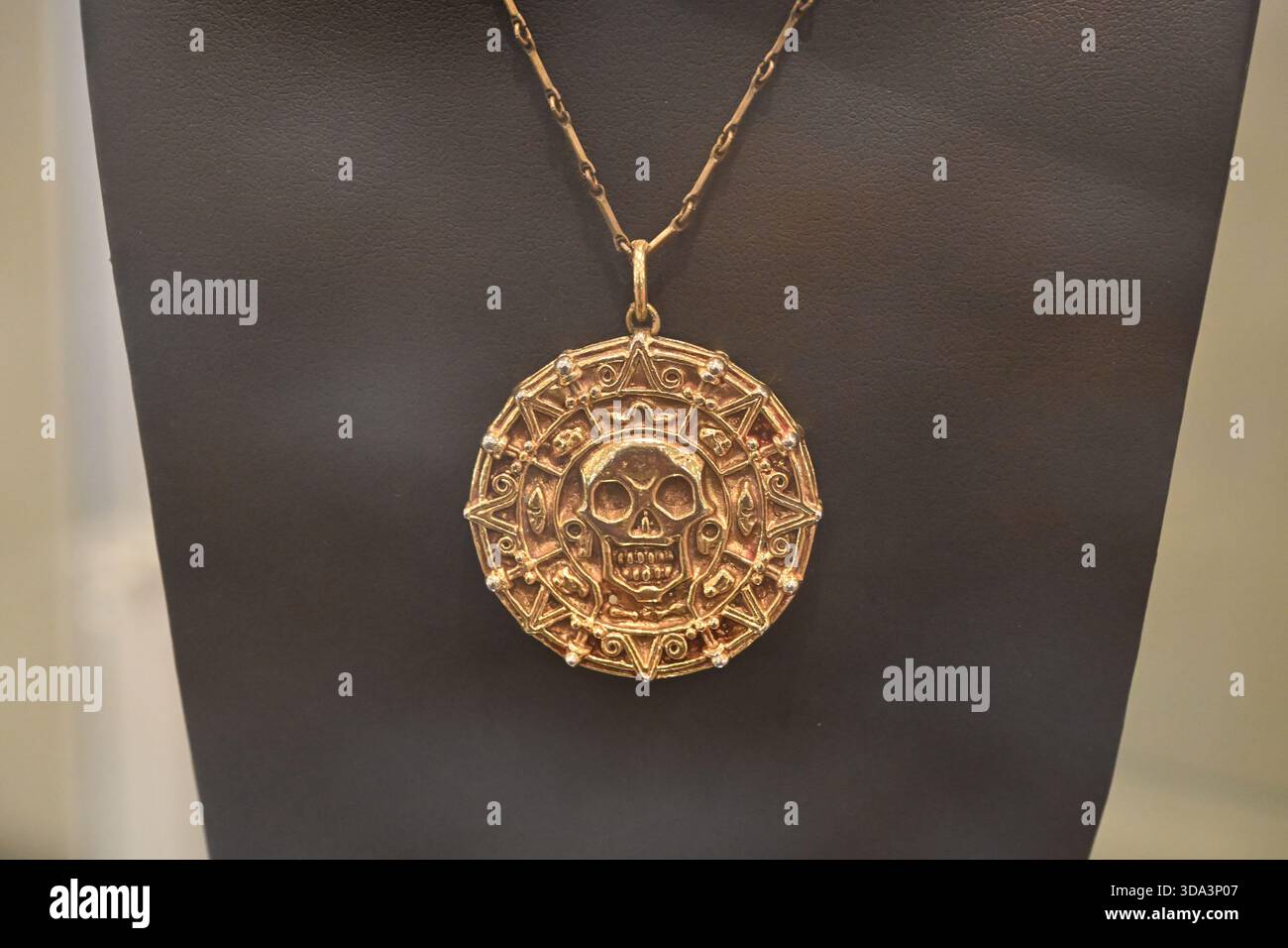 Aztec gold necklace hi-res stock photography and images - Alamy