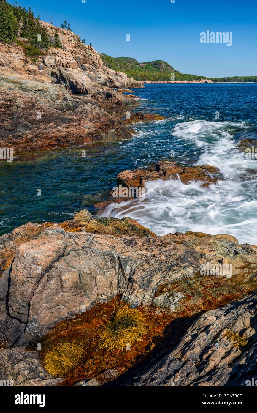 Seascape rocky coast ocean hi-res stock photography and images - Alamy