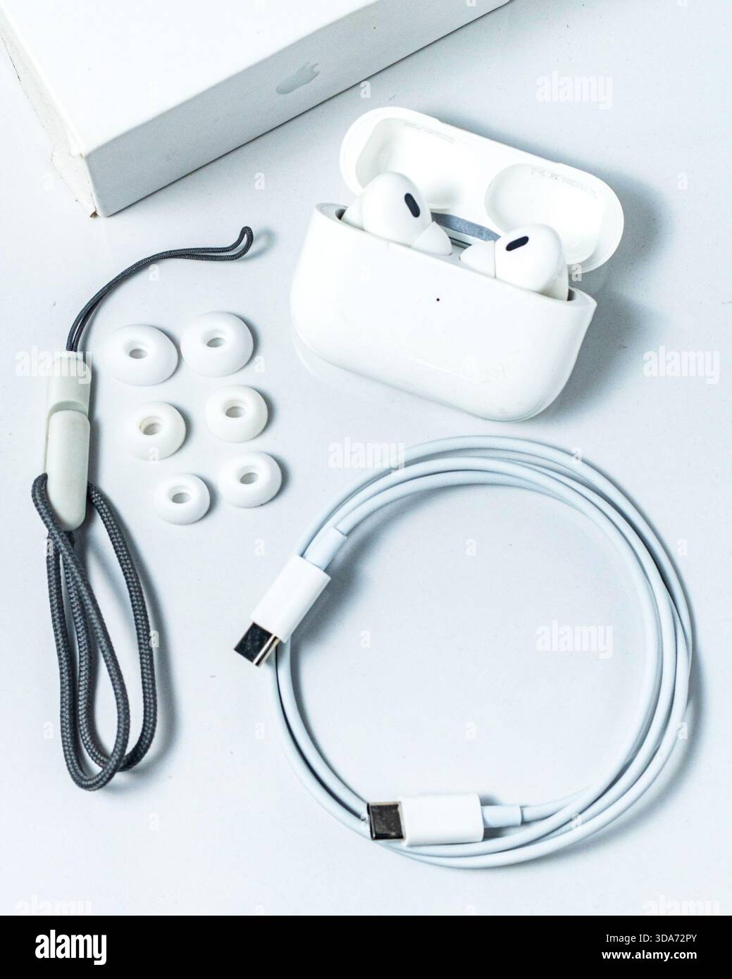 Airpods pro 2nd generation hi-res stock photography and images - Alamy