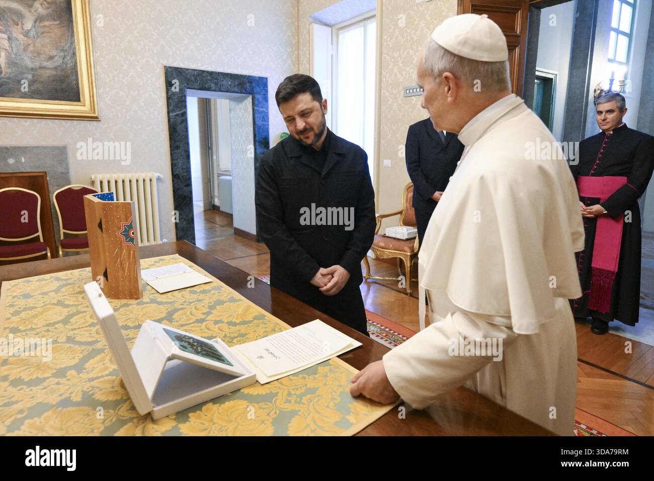 Pope Leo XIV Meets Volodymyr Zelensky, president of Ukraine at the ...