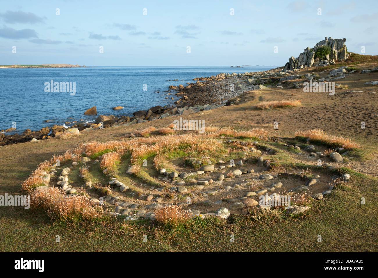 Troy Town Maze, an ancient beach pebble labyrinth on St Agnes Island ...