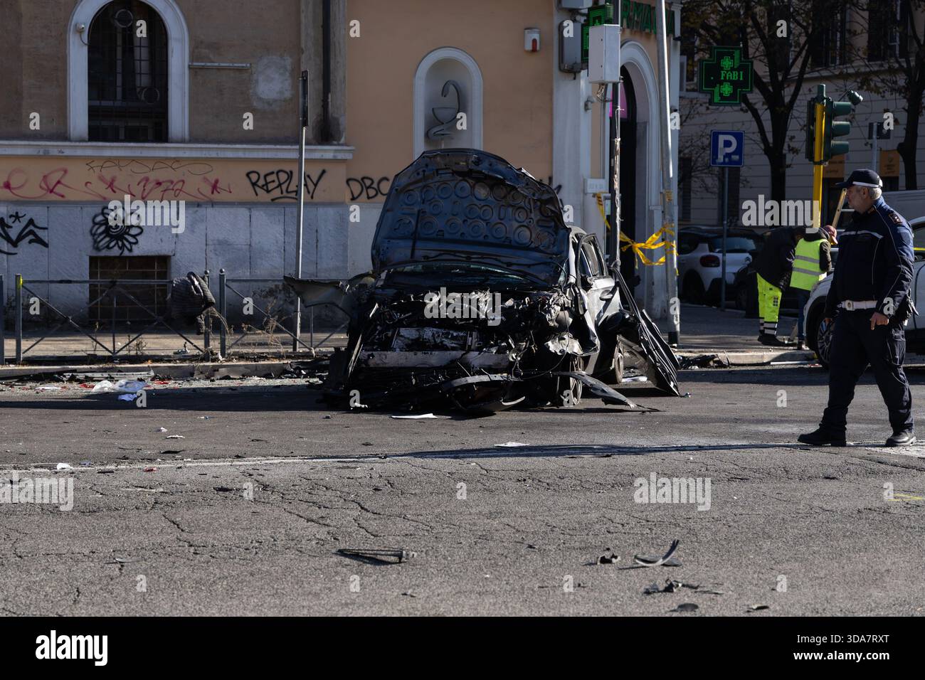 Damaged Rome Rome, fatal accident on Via Ettore Rolli in the Trastevere neighborhood ...