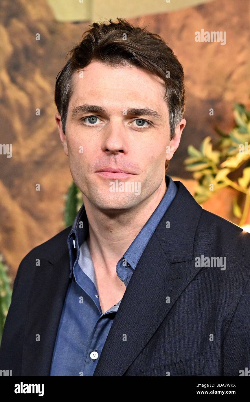 Dave Register bei der Premiere der 2. Staffel der Amazon Prime Video ...