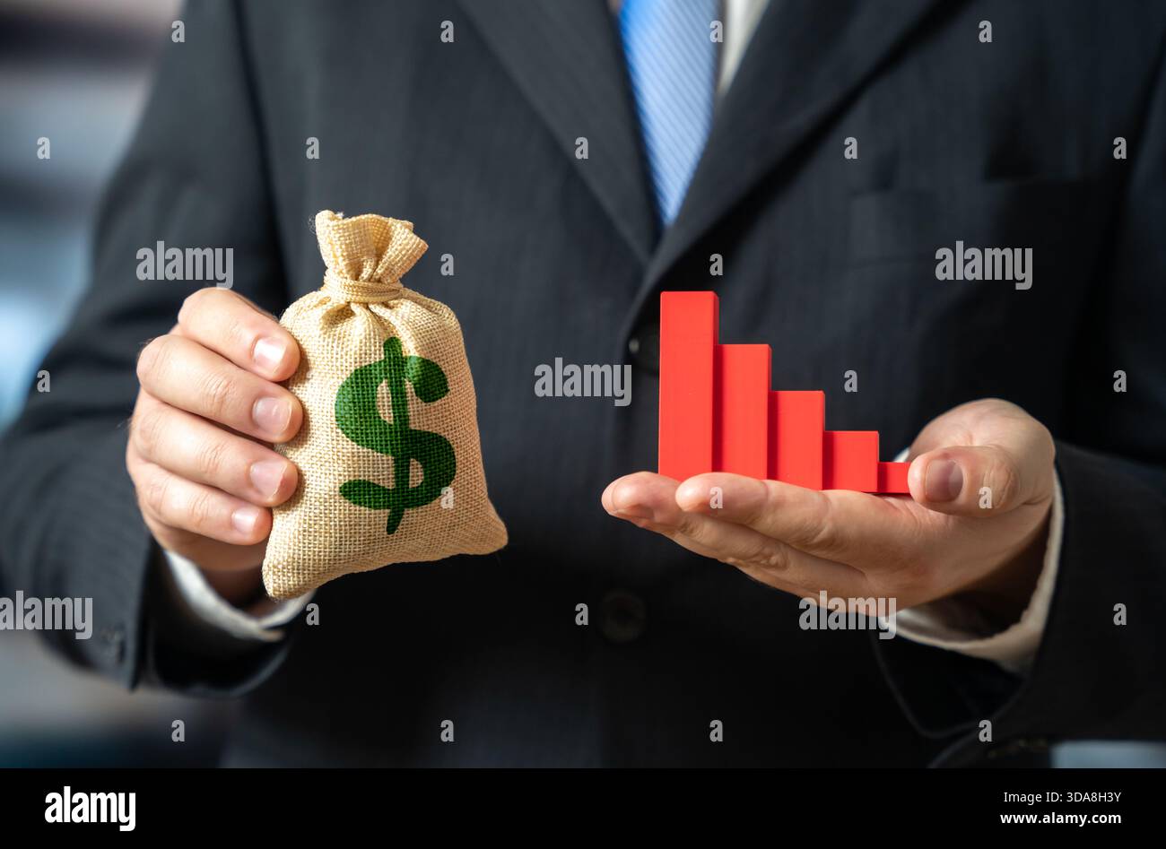 Revenue Risk Reduction Capital decline revenue reduction hi-res stock photography and images ...