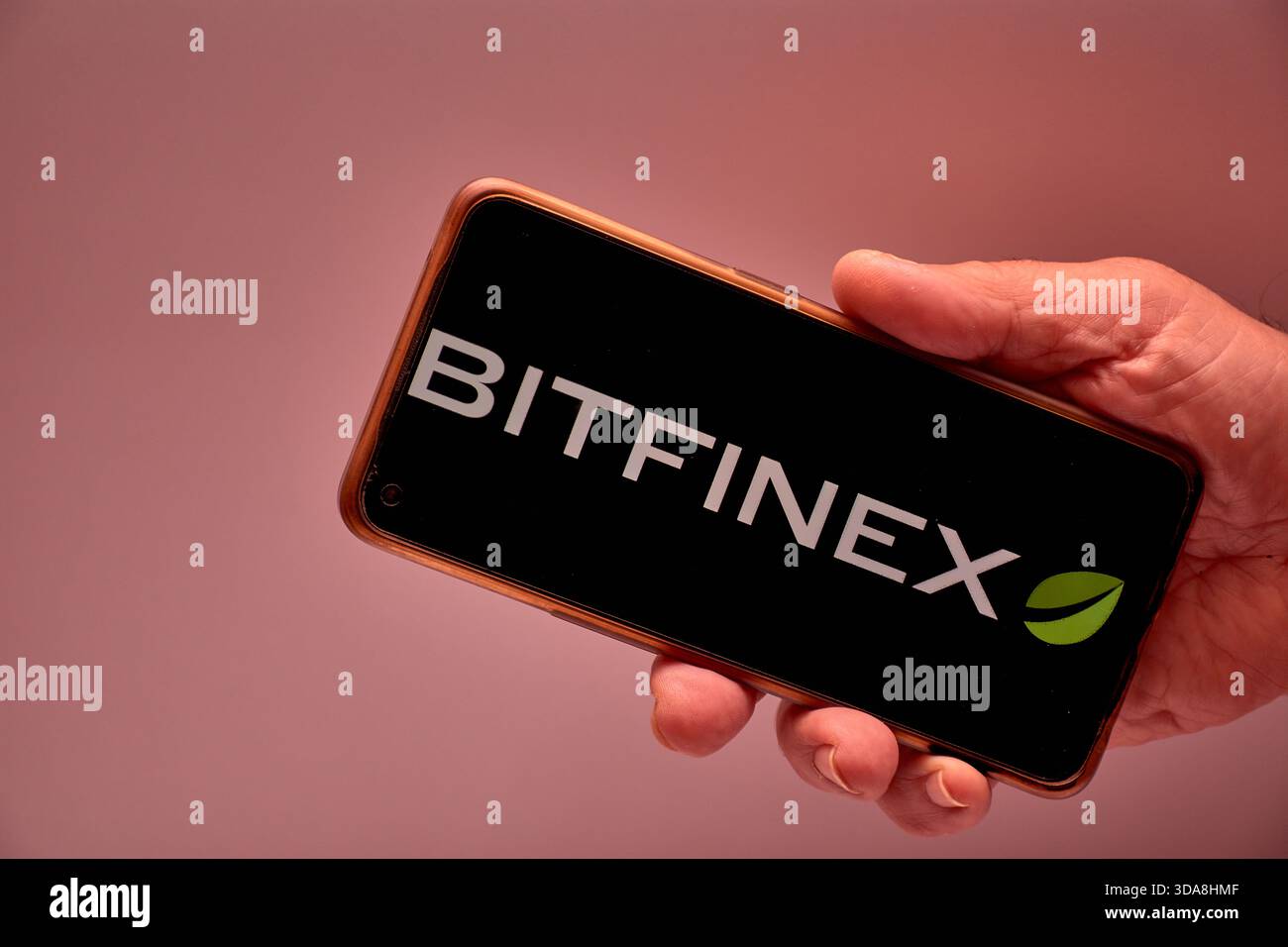 Cex exchange hi-res stock photography and images - Page 2 - Alamy