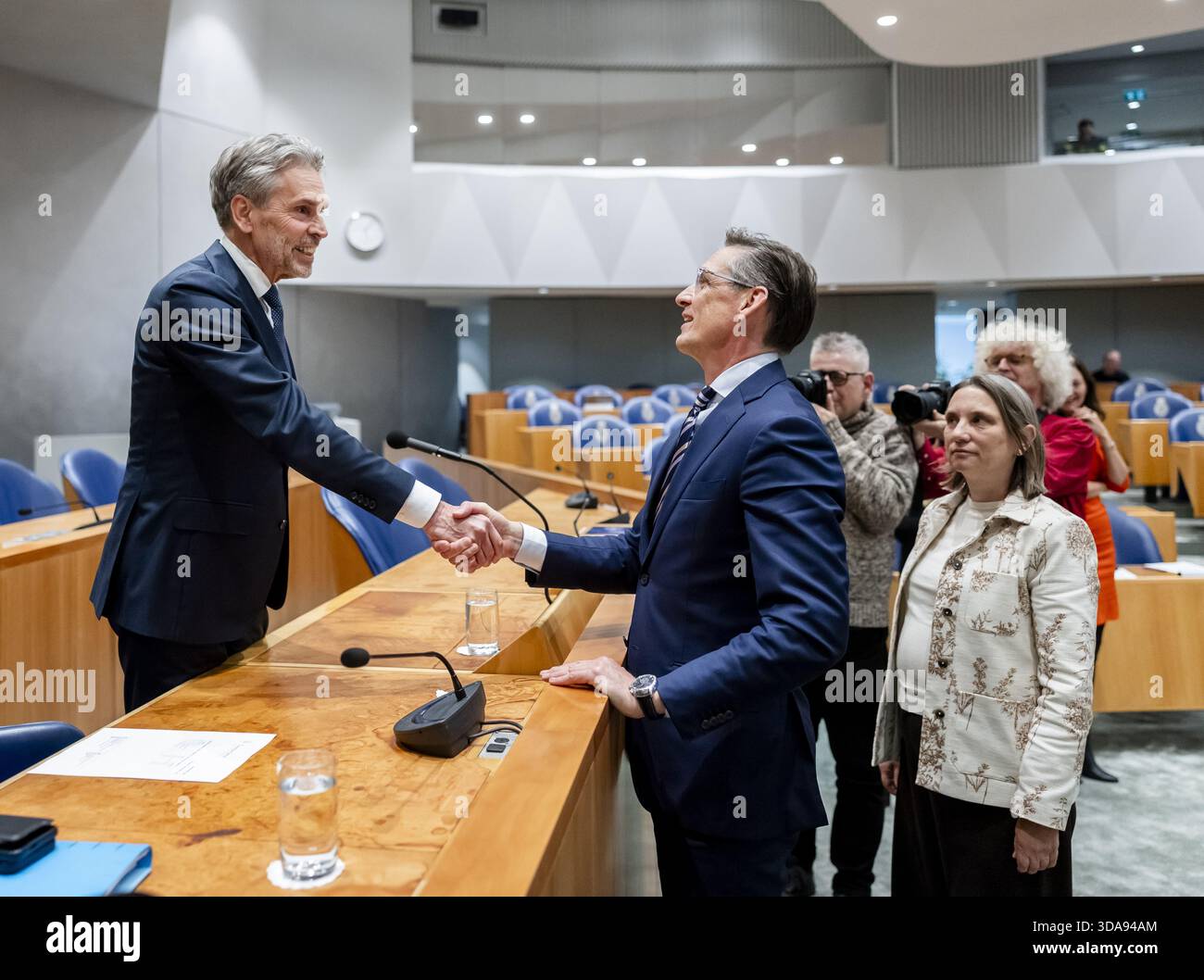 THE HAGUE Caretaker Prime Minister Dick Schoof Greets Joost Eerdmans the-hague-caretaker-prime-minister-dick-schoof-greets-joost-eerdmans