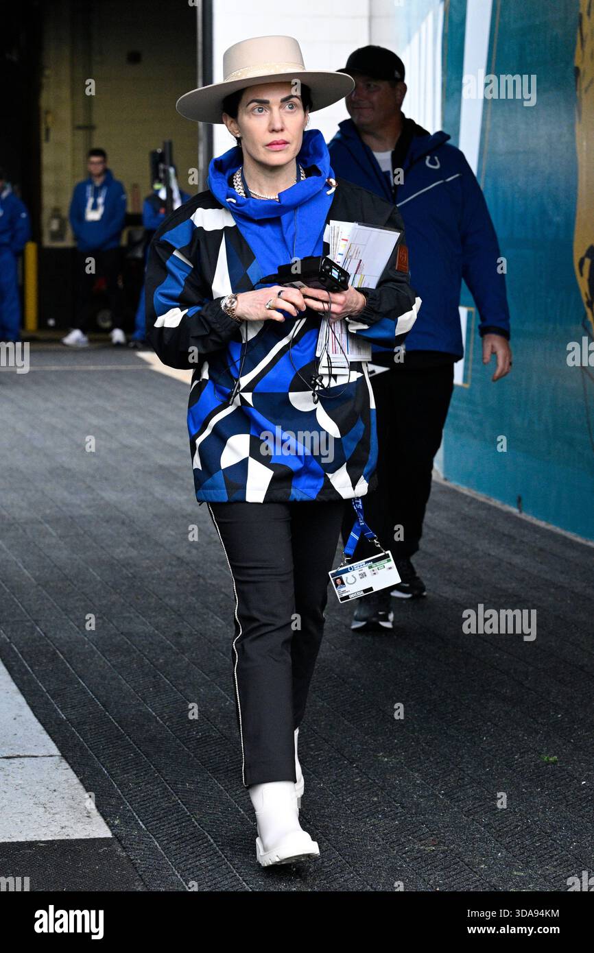 Indianapolis Colts owner and CEO Carlie Irsay-Gordon heads to the field ...