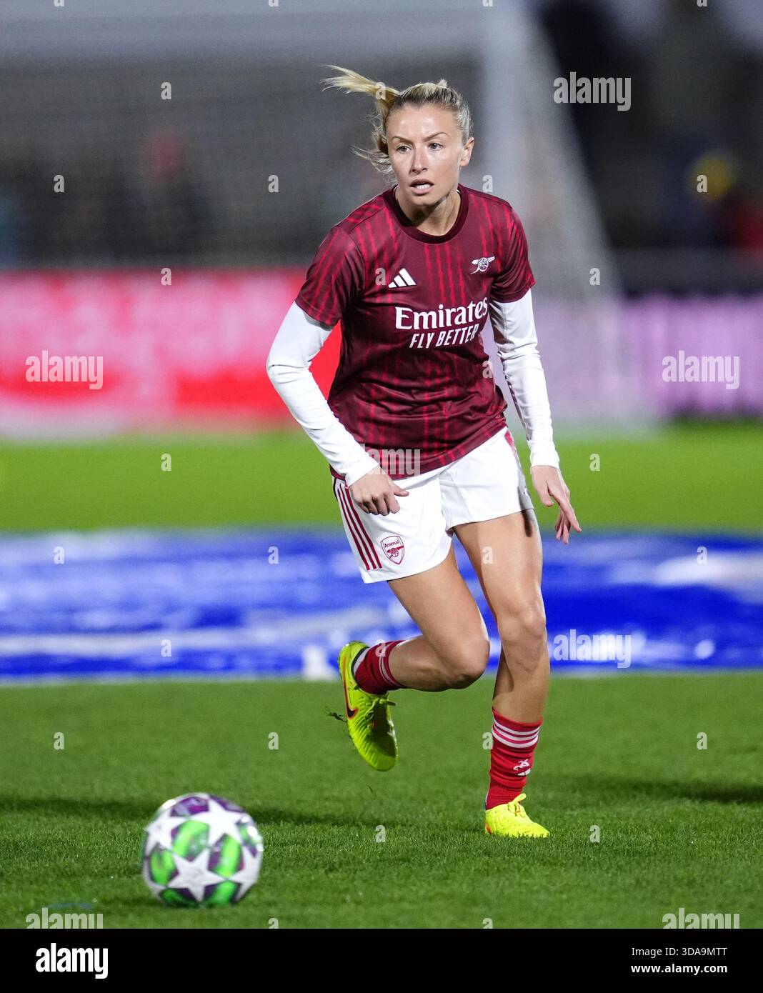 arsenal-s-leah-williamson-warming-up-ahead-of-the-uefa-women-s