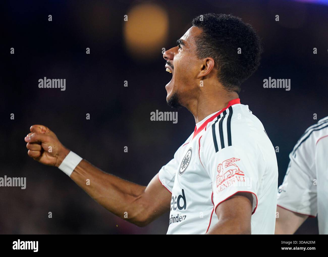 Ansgar Knauff of Eintracht Frankfurt celebrates the 0-1 during the UEFA ...