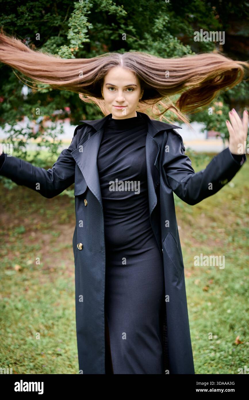 Long cool woman in a black dress hi-res stock photography and images - Alamy Long cool woman in a black dress hi-res stock photography and images - Alamy