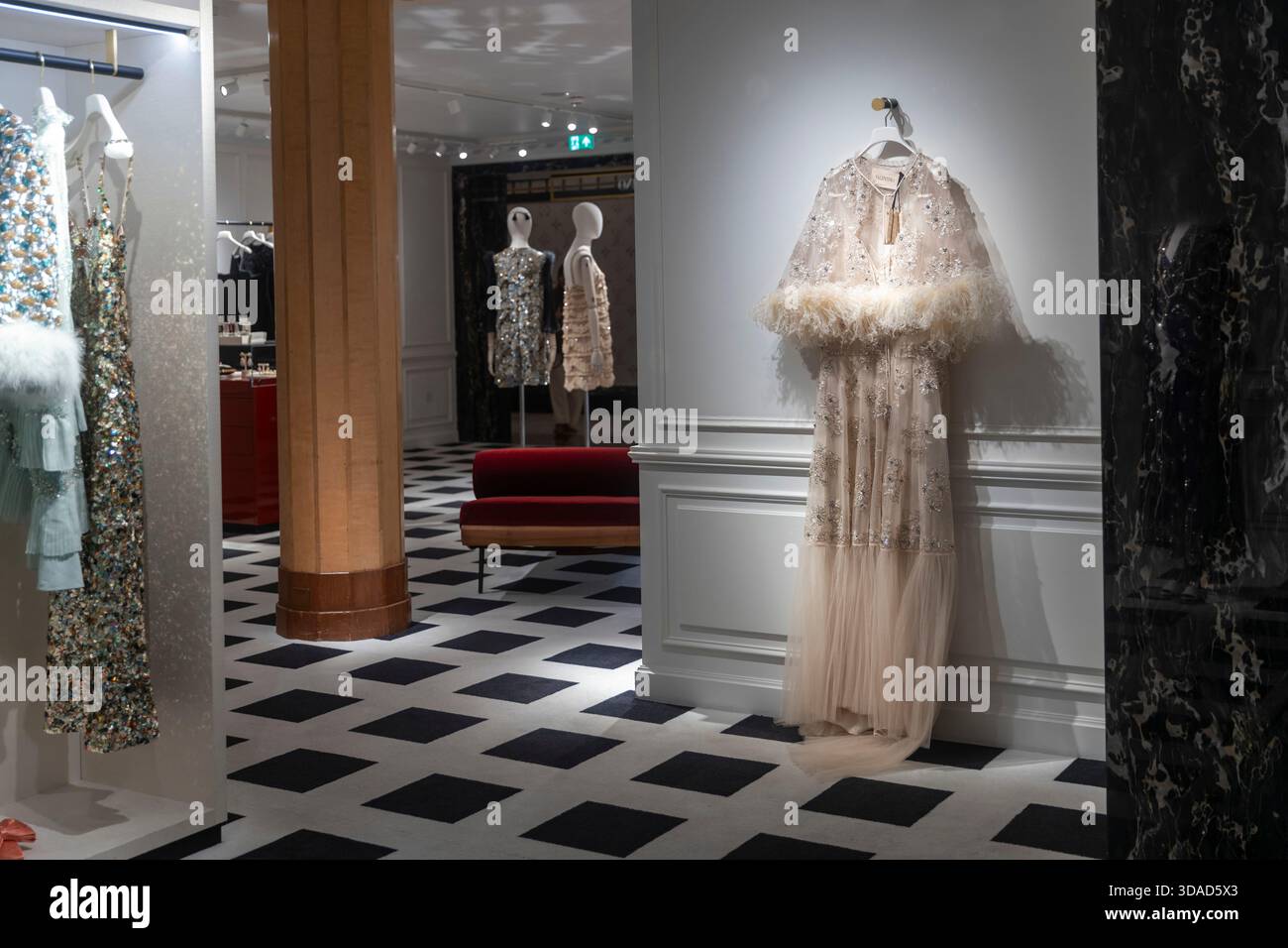 london evening dress boutiques Esteles London