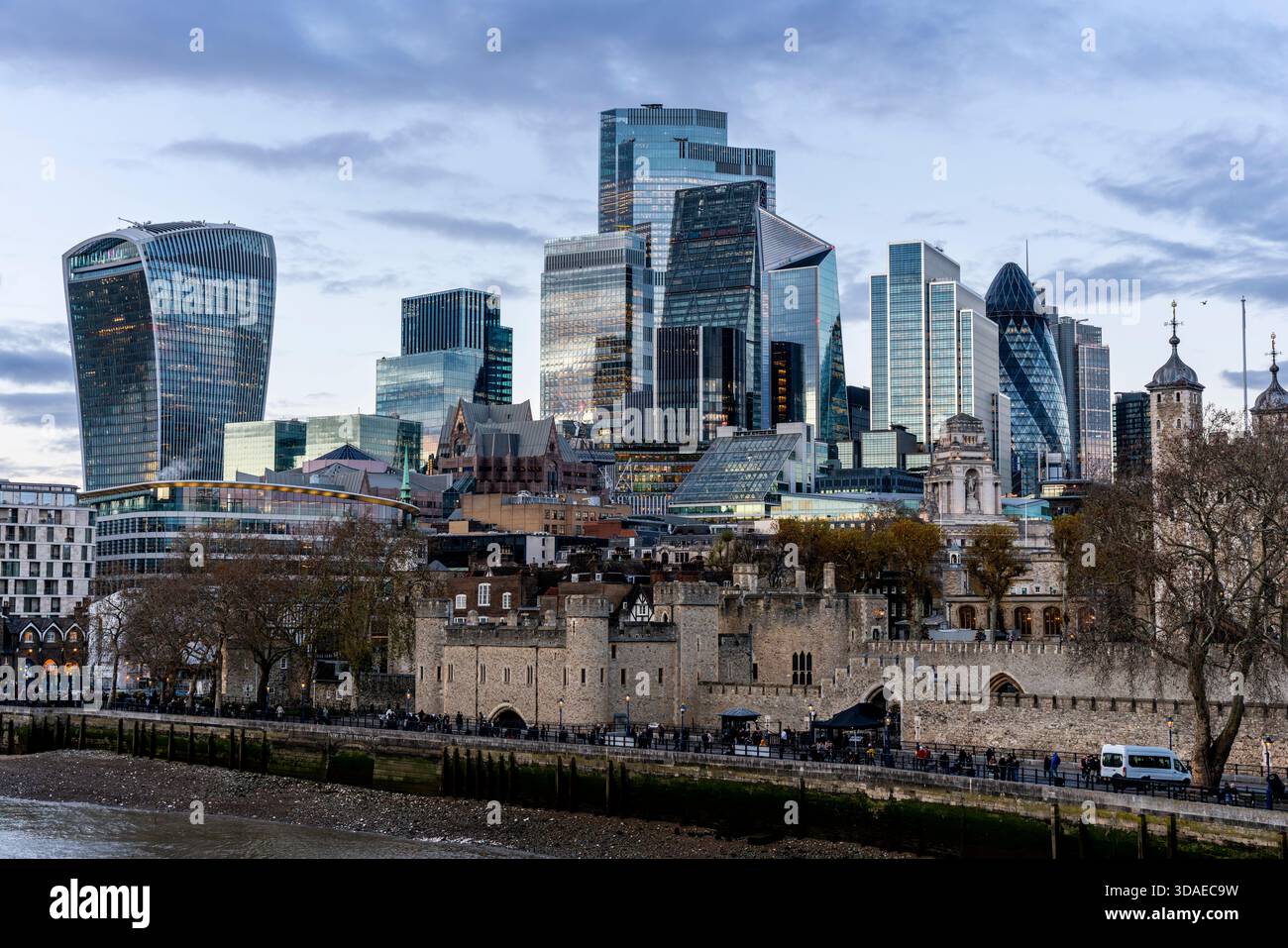 Panoramic view 2025 london hi-res stock photography and images - Alamy