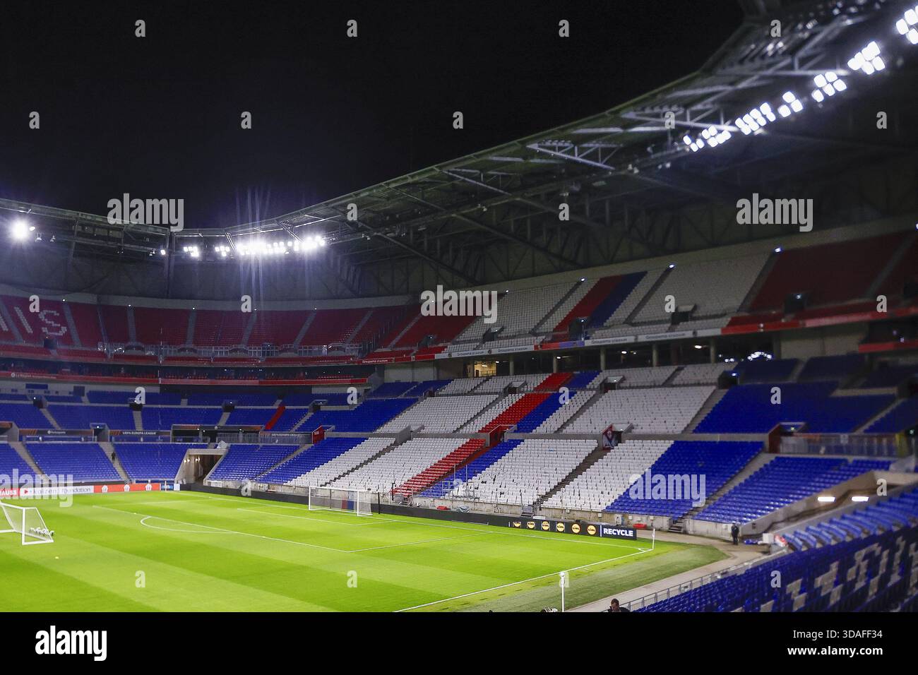 lyon-10-12-2025-groupama-stadium-season-2025-2026-uefa-europa