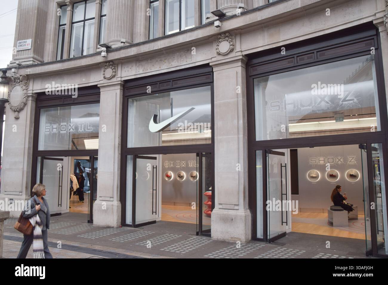 nike store oxford circus