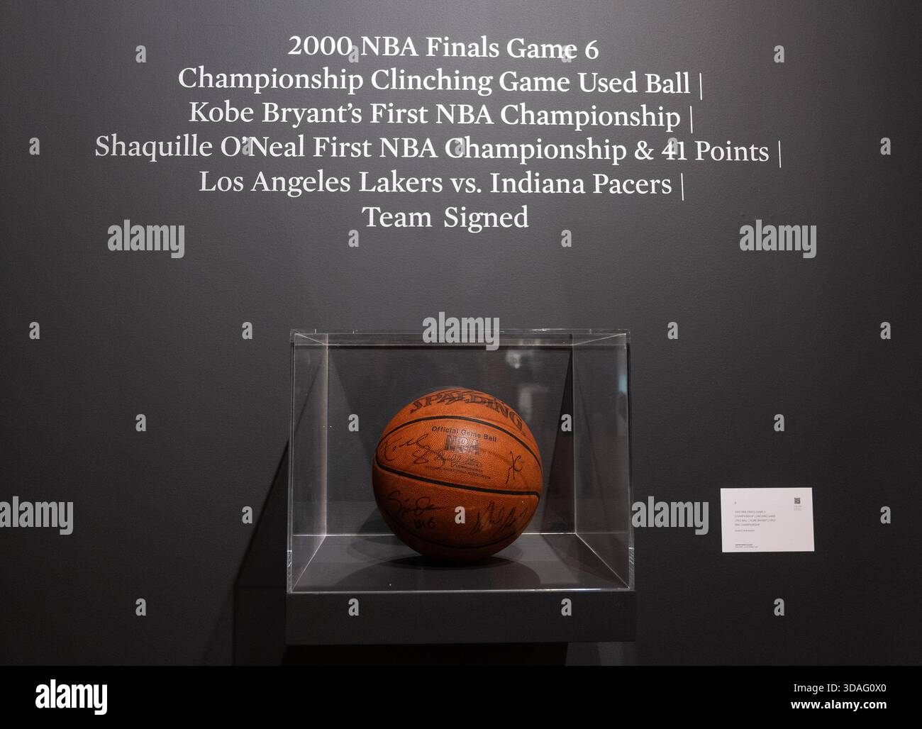 2000 NBA finals game 6 Championship clinching game used ball (Kobe
