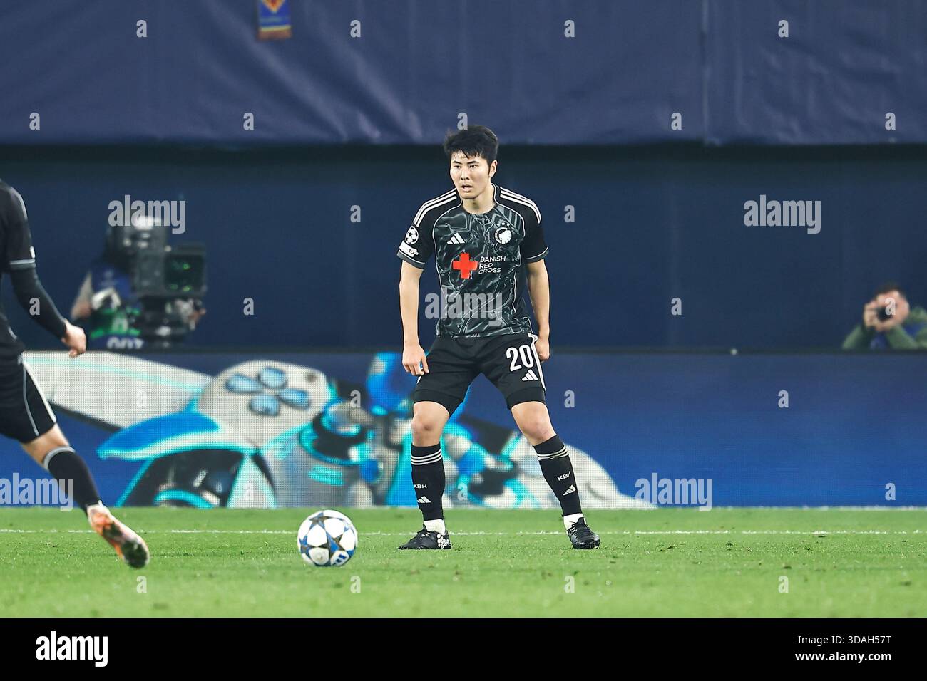 junnosuke-suzuki-copenhagen-december-10-2025-football-soccer