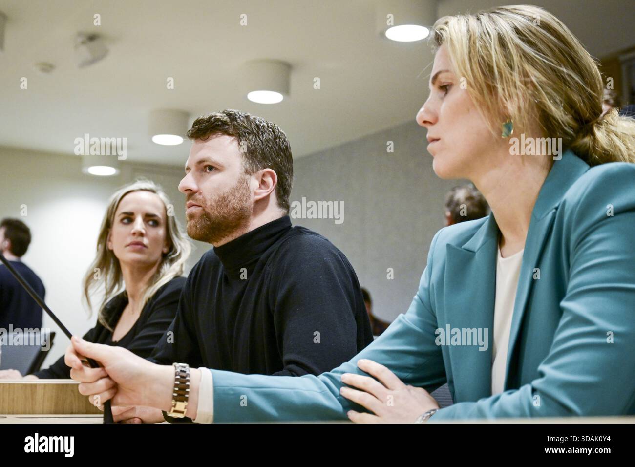 BADHOEVEDORP - Royce de Vries and Kelly de Vries were at the Schiphol ...